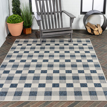 Darcy Traditional Geometric Bold Gingham Area Rug